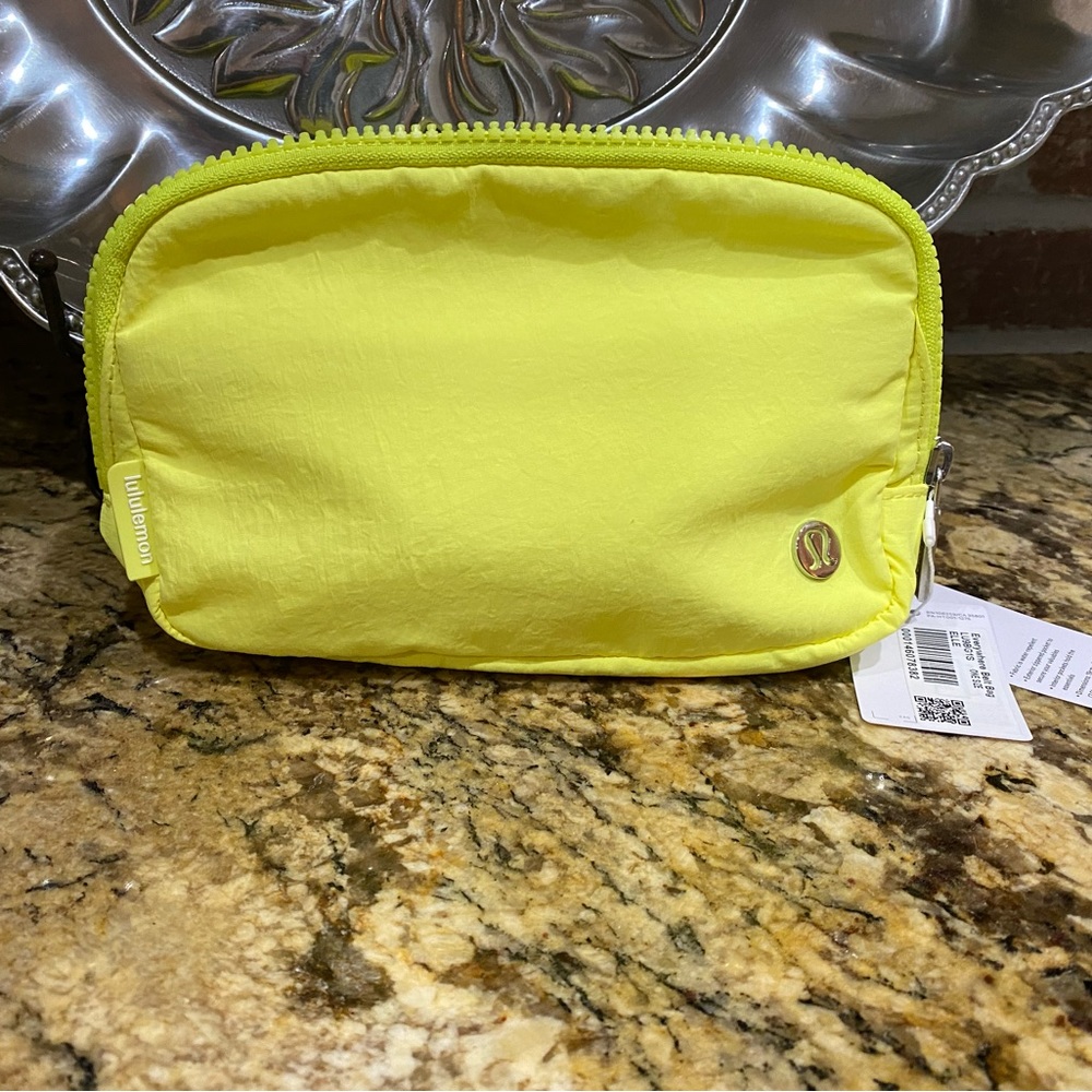 LULULEMON Athletica Everywhere Belt Bag - Electric Lemon - sold out color